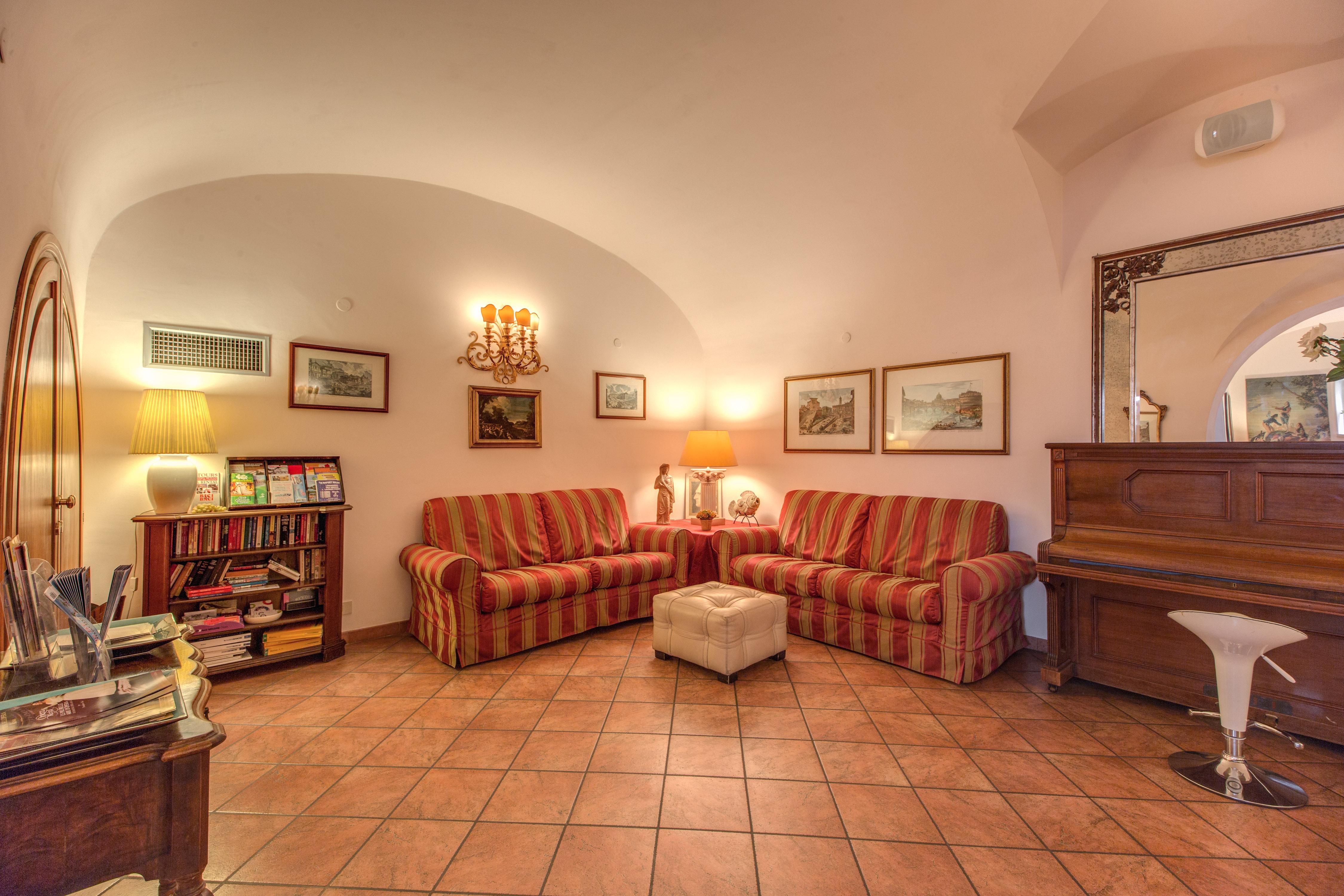 Hotel Corona — Fotos 1